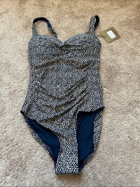 NWT Nip Tuck Swim Swimsuit